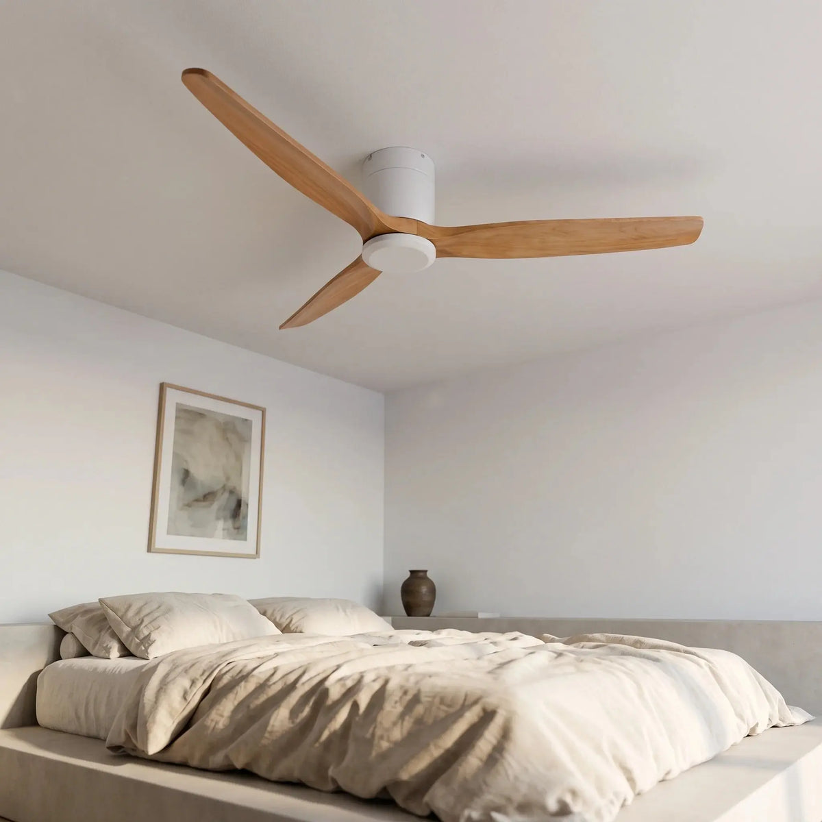 Ventilateur de plafond silencieux blanc bois à profil bas DC